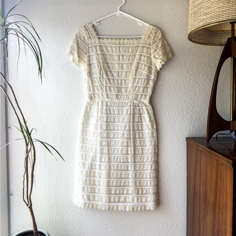 PERFECT Ivory 1950s Lace Wiggle Dress